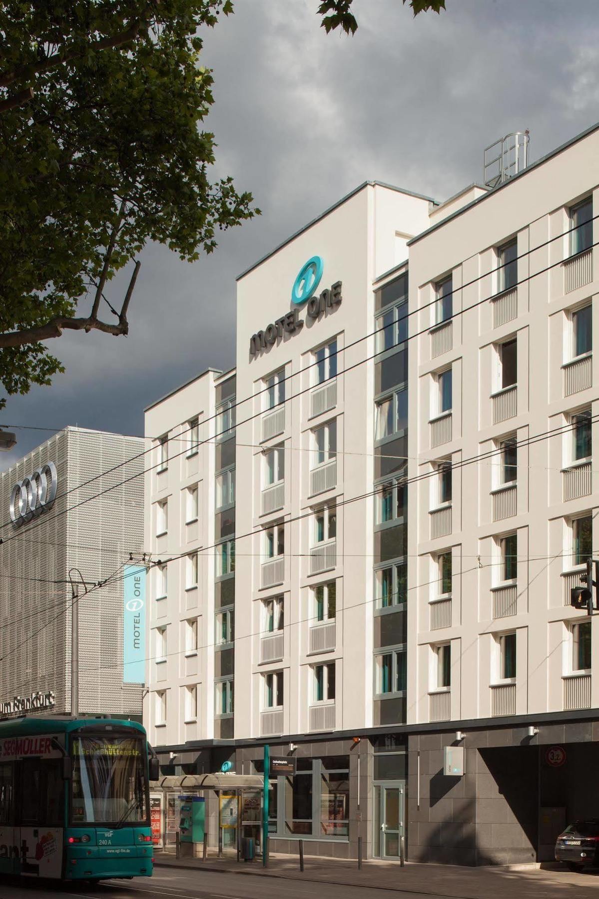 Motel One Frankfurt-Eastside Frankfurt am Main Kültér fotó